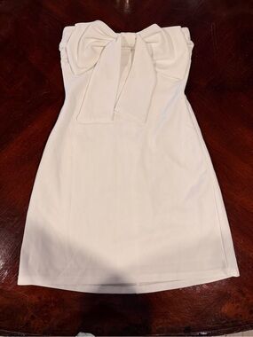 Lucy in the Sky Strapless Bow Mini Dress in White